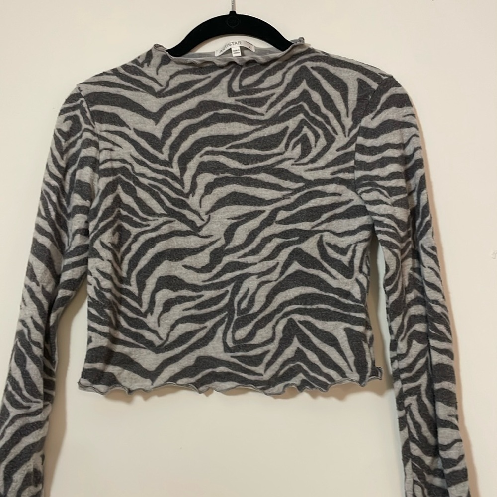 Zebra Print Cropped Sweater